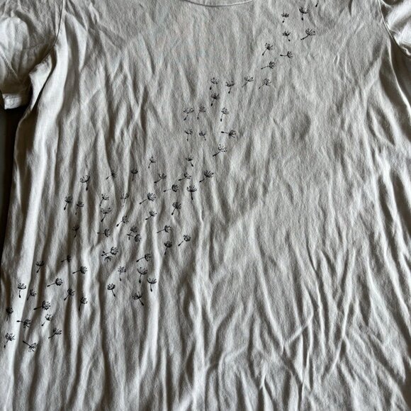 Roots Canada Women’s Medium Tshirt Pretty Design White - Picture 3 of 6